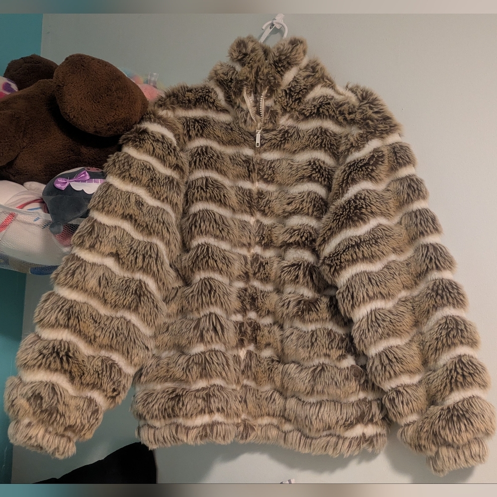 Ameri Mode Faux Fur Medium Jacket - image 1